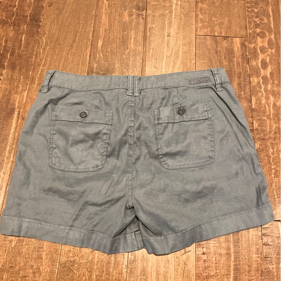 Level 99. For Anthropologie Women’s shorts in grey Size 32 - Picture 2 of 8